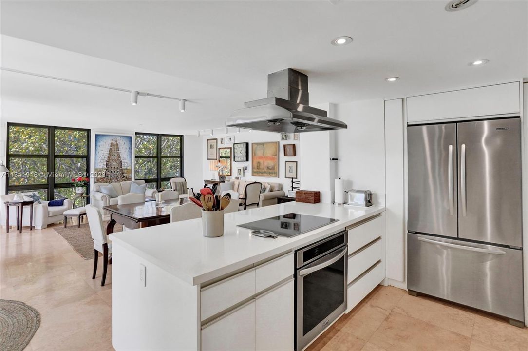 Recently Sold: $1,350,000 (2 beds, 2 baths, 1782 Square Feet)