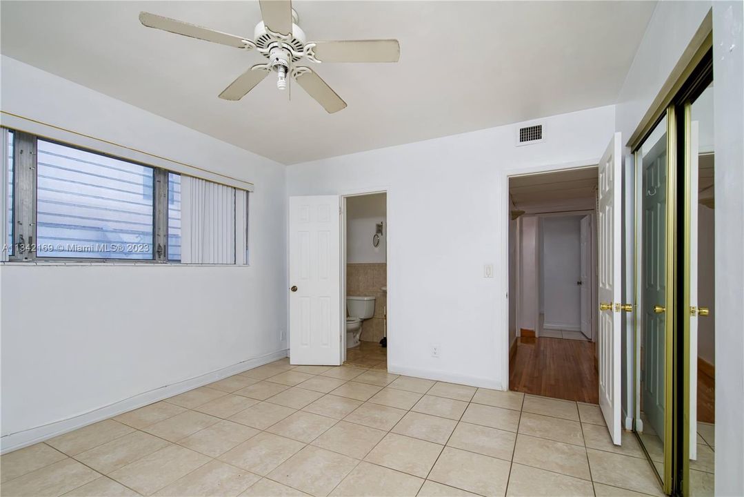 Vendido Recientemente: $4,300,000 (0 camas, 0 baños, 11049 Pies cuadrados)