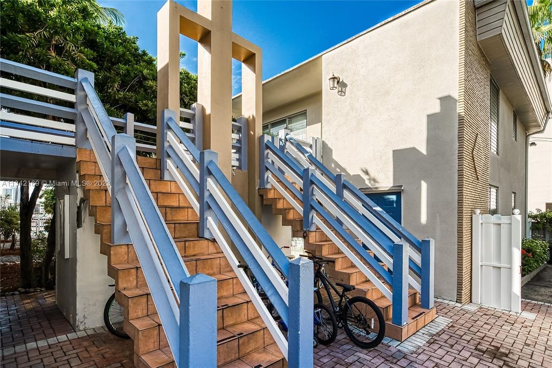 Vendido Recientemente: $4,300,000 (0 camas, 0 baños, 11049 Pies cuadrados)