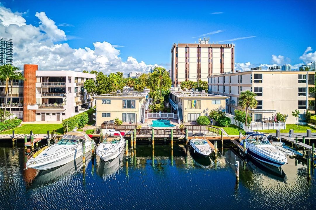 Vendido Recientemente: $4,300,000 (0 camas, 0 baños, 11049 Pies cuadrados)