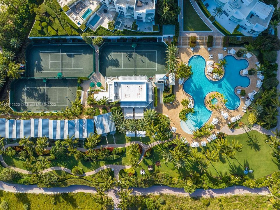 Recently Sold: $5,695,000 (2 beds, 2 baths, 1791 Square Feet)