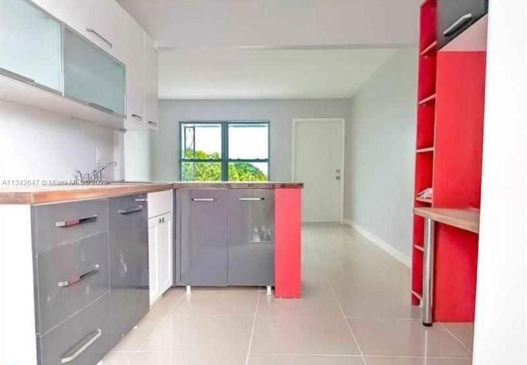 Vendido Recientemente: $670,000 (0 camas, 0 baños, 2916 Pies cuadrados)