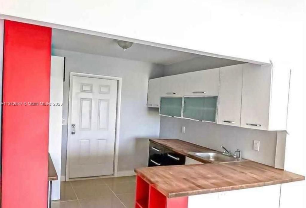 Vendido Recientemente: $670,000 (0 camas, 0 baños, 2916 Pies cuadrados)