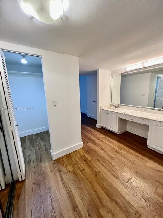 Recently Sold: $980,000 (2 beds, 2 baths, 1260 Square Feet)