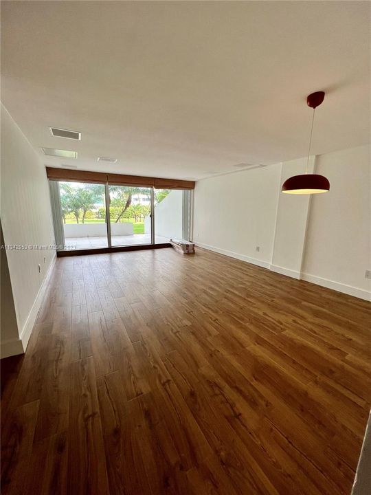 Recently Sold: $980,000 (2 beds, 2 baths, 1260 Square Feet)