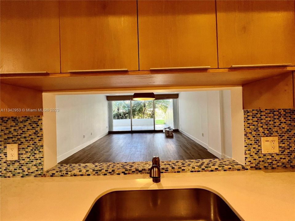 Recently Sold: $980,000 (2 beds, 2 baths, 1260 Square Feet)