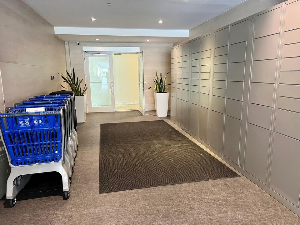 Recently Sold: $980,000 (2 beds, 2 baths, 1260 Square Feet)