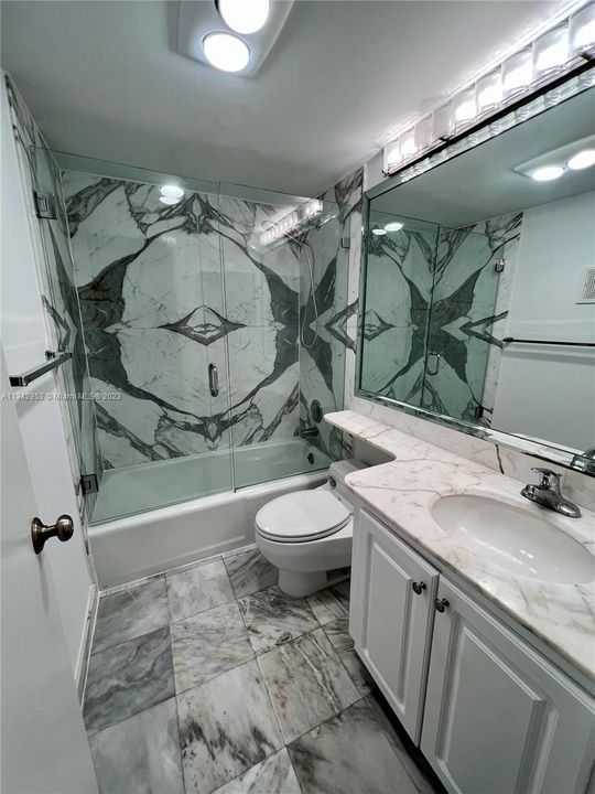 Recently Sold: $980,000 (2 beds, 2 baths, 1260 Square Feet)