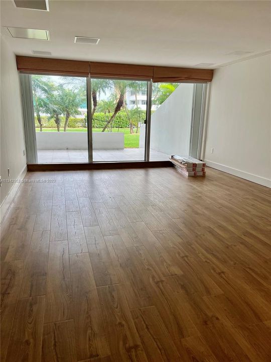 Recently Sold: $980,000 (2 beds, 2 baths, 1260 Square Feet)