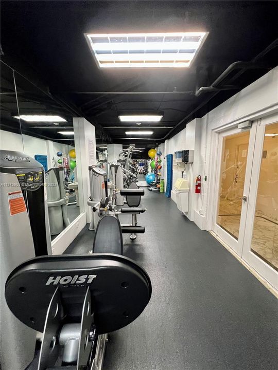 Recently Sold: $980,000 (2 beds, 2 baths, 1260 Square Feet)