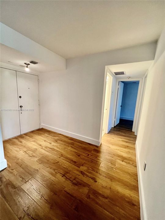 Recently Sold: $980,000 (2 beds, 2 baths, 1260 Square Feet)