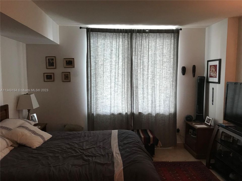 Recently Rented: $3,000 (1 beds, 1 baths, 846 Square Feet)