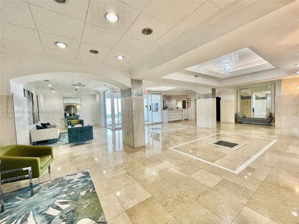 Recently Sold: $998,000 (2 beds, 2 baths, 1450 Square Feet)