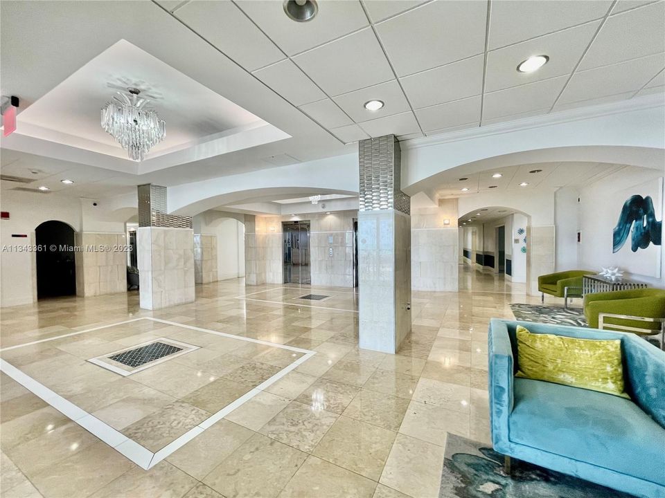 Recently Sold: $998,000 (2 beds, 2 baths, 1450 Square Feet)