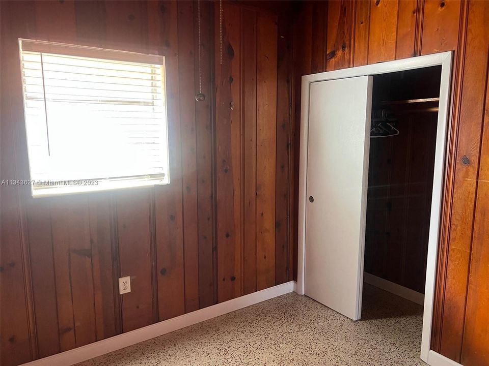 Recently Rented: $2,600 (2 beds, 1 baths, 1745 Square Feet)