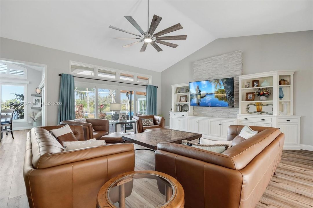 Recently Sold: $1,200,000 (4 beds, 4 baths, 0 Square Feet)