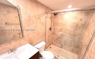 Recently Sold: $440,000 (1 beds, 1 baths, 674 Square Feet)