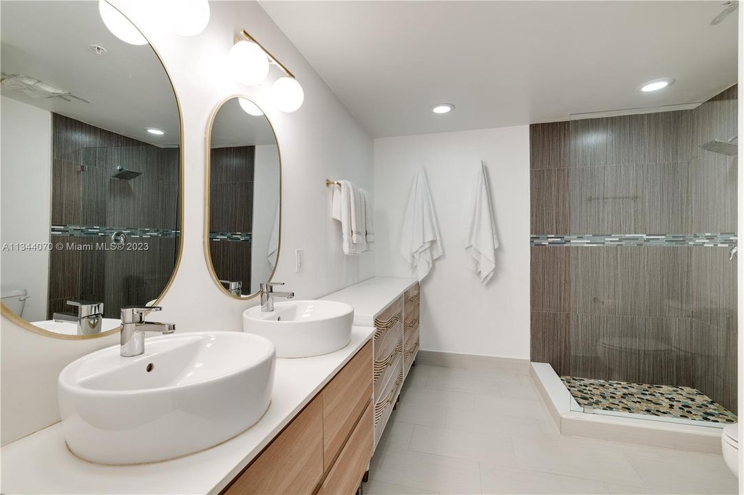 Недавно арендовано: $4,200 (2 спален, 2 ванн, 1251 Квадратных фут)