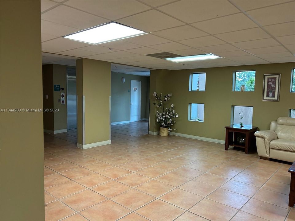 Vendido Recientemente: $200,000 (2 camas, 2 baños, 1050 Pies cuadrados)