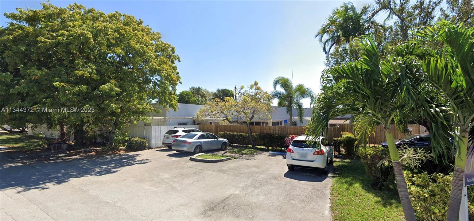 Recently Sold: $3,999,000 (0 beds, 0 baths, 0 Square Feet)