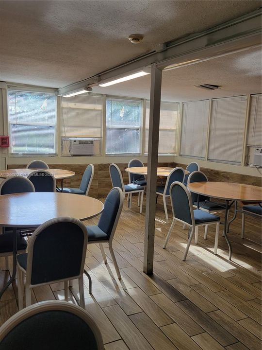 Recently Sold: $3,999,000 (0 beds, 0 baths, 0 Square Feet)