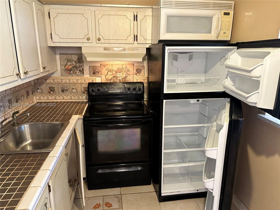 Vendido Recientemente: $63,900 (1 camas, 1 baños, 570 Pies cuadrados)