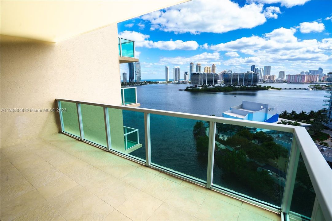 Recently Sold: $870,000 (3 beds, 2 baths, 1846 Square Feet)