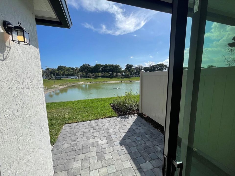 Recientemente alquilado: $3,850 (3 camas, 2 baños, 0 Pies cuadrados)