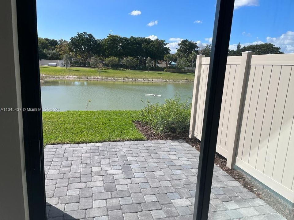 Recientemente alquilado: $3,850 (3 camas, 2 baños, 0 Pies cuadrados)