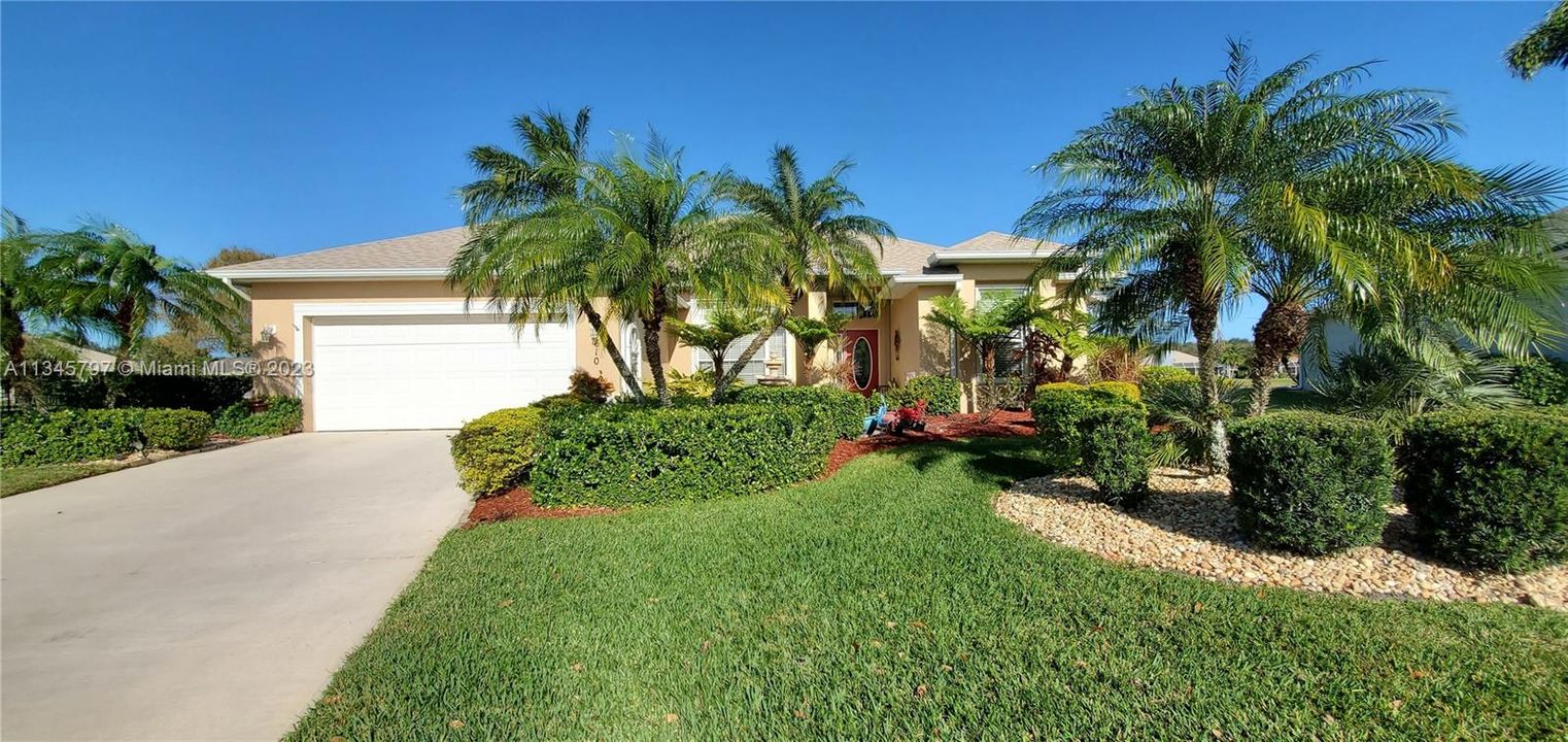 Vendido Recientemente: $569,900 (4 camas, 2 baños, 2293 Pies cuadrados)