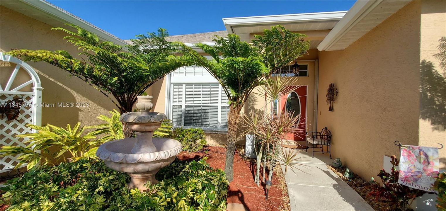 Vendido Recientemente: $569,900 (4 camas, 2 baños, 2293 Pies cuadrados)