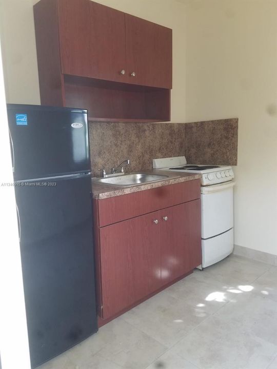 Recently Rented: $850 (0 beds, 1 baths, 200 Square Feet)