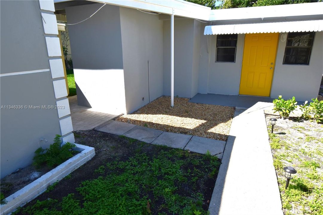 最近售出: $725,000 (0 贝兹, 0 浴室, 2013 平方英尺)