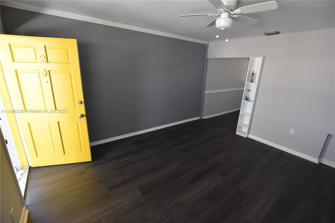 最近售出: $725,000 (0 贝兹, 0 浴室, 2013 平方英尺)