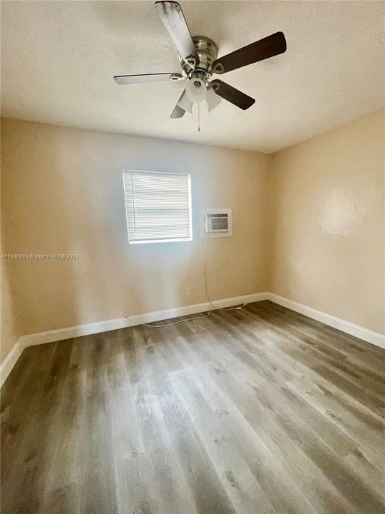 Recently Rented: $1,200 (1 beds, 1 baths, 3416 Square Feet)