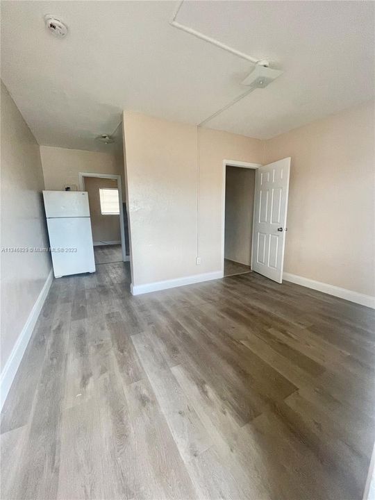 Recently Rented: $1,200 (1 beds, 1 baths, 3416 Square Feet)