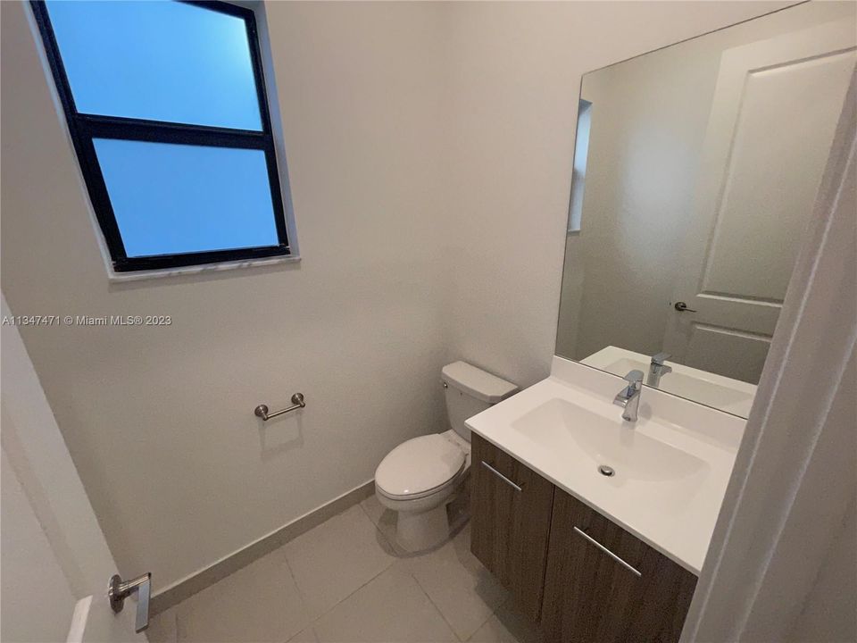 Recently Rented: $6,600 (5 beds, 4 baths, 0 Square Feet)