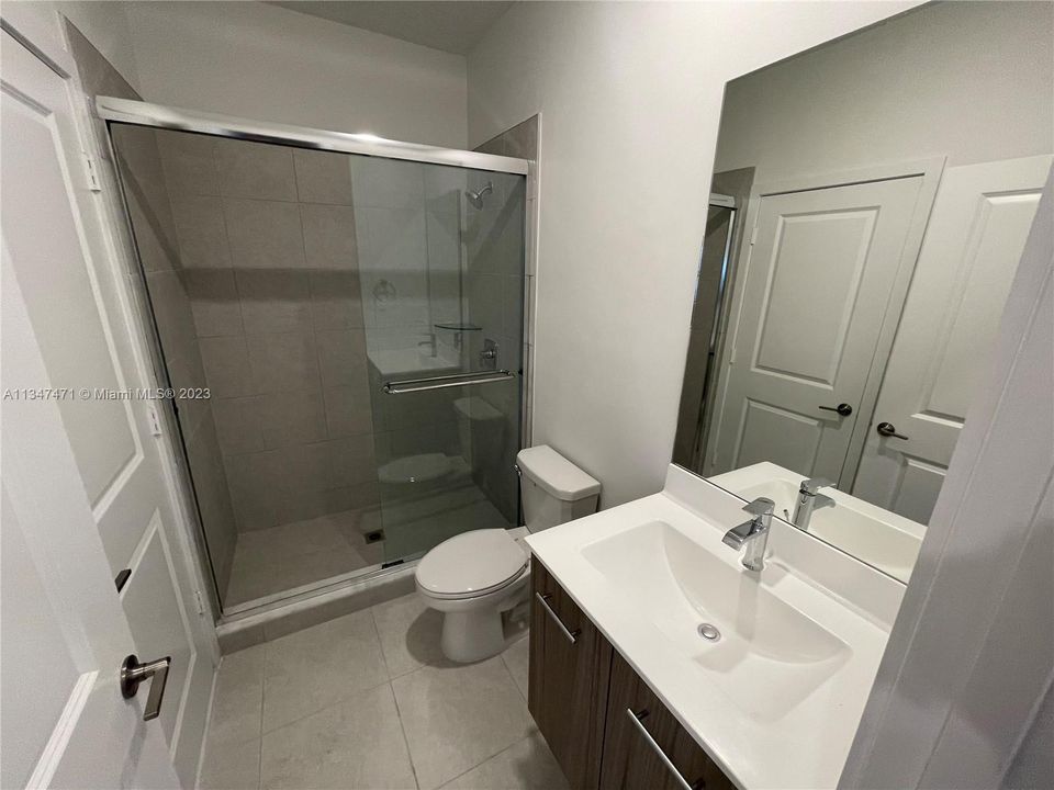 Recently Rented: $6,600 (5 beds, 4 baths, 0 Square Feet)