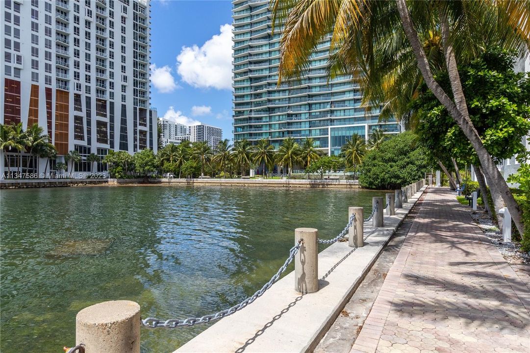 Recently Rented: $3,650 (2 beds, 2 baths, 1065 Square Feet)