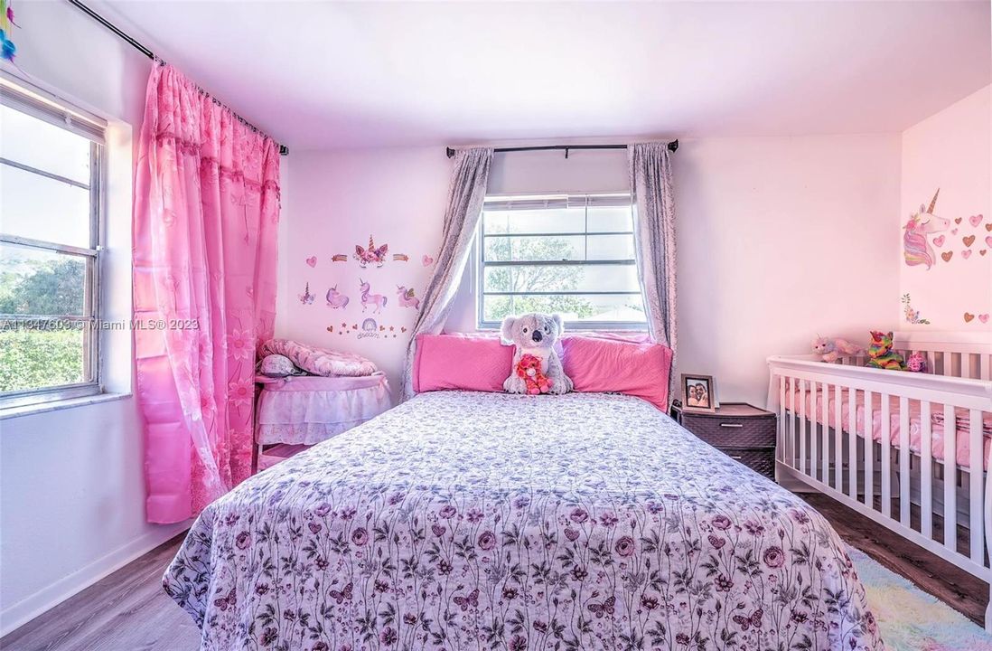 Recently Sold: $950,000 (0 beds, 0 baths, 3600 Square Feet)