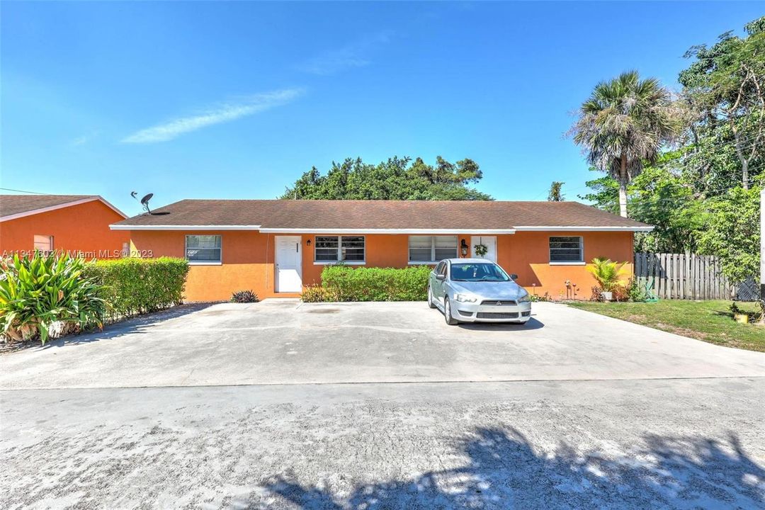 Recently Sold: $950,000 (0 beds, 0 baths, 3600 Square Feet)