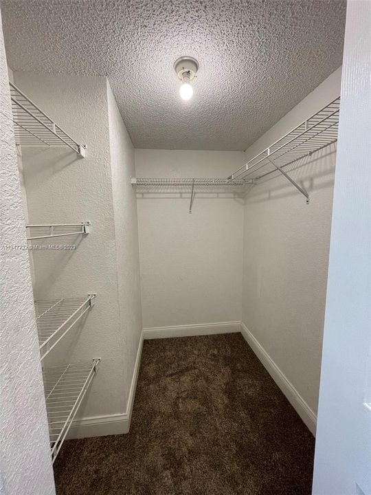 Недавно арендовано: $1,900 (2 спален, 2 ванн, 944 Квадратных фут)