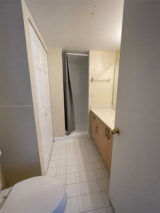 Недавно арендовано: $1,900 (2 спален, 2 ванн, 944 Квадратных фут)