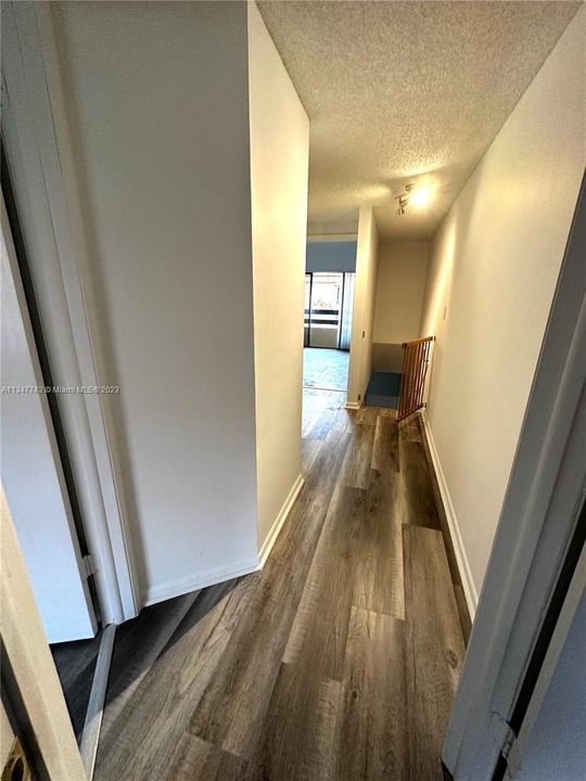 Недавно продано: $490,000 (3 спален, 2 ванн, 1348 Квадратных фут)