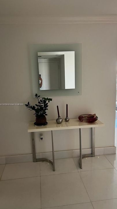 Recently Sold: $1,300,000 (2 beds, 2 baths, 1260 Square Feet)