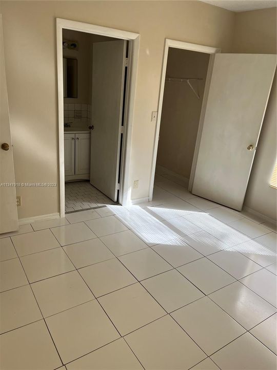 Recently Rented: $2,000 (2 beds, 2 baths, 0 Square Feet)