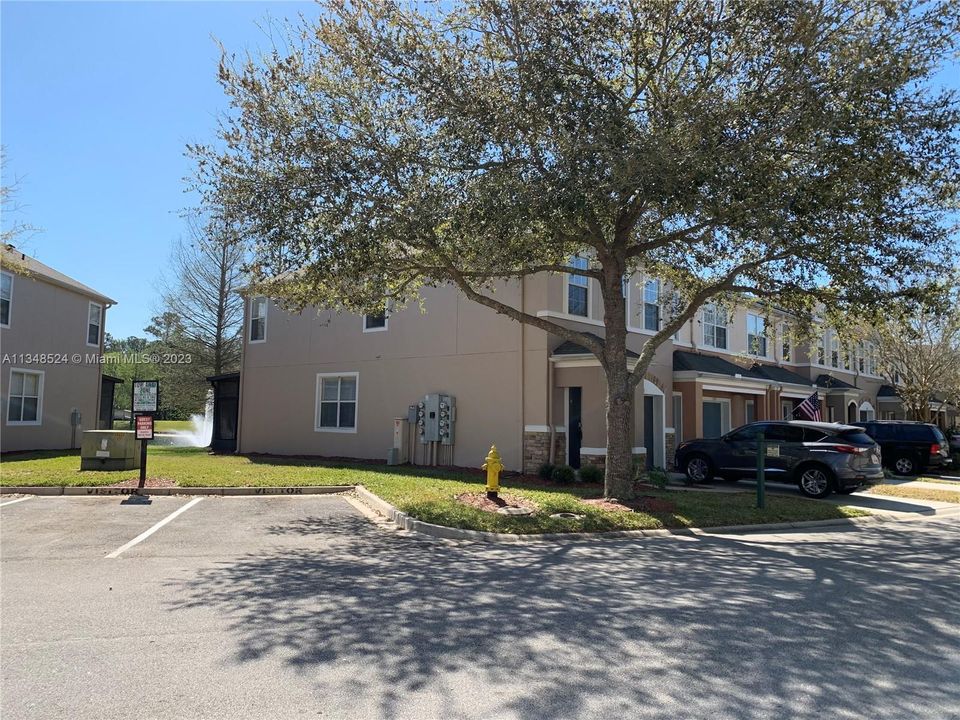 Недавно продано: $310,000 (3 спален, 2 ванн, 1499 Квадратных фут)