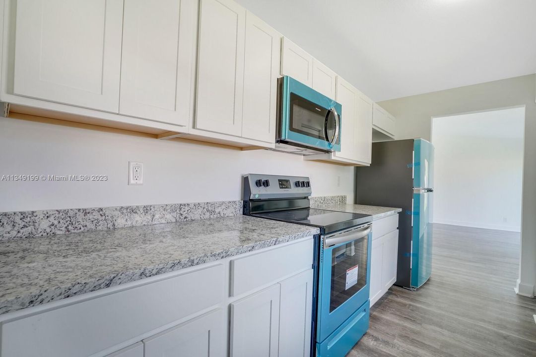 Active With Contract: $374,000 (3 beds, 2 baths, 0 Square Feet)