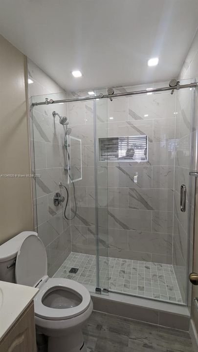 最近租的: $3,850 (3 贝兹, 2 浴室, 1446 平方英尺)