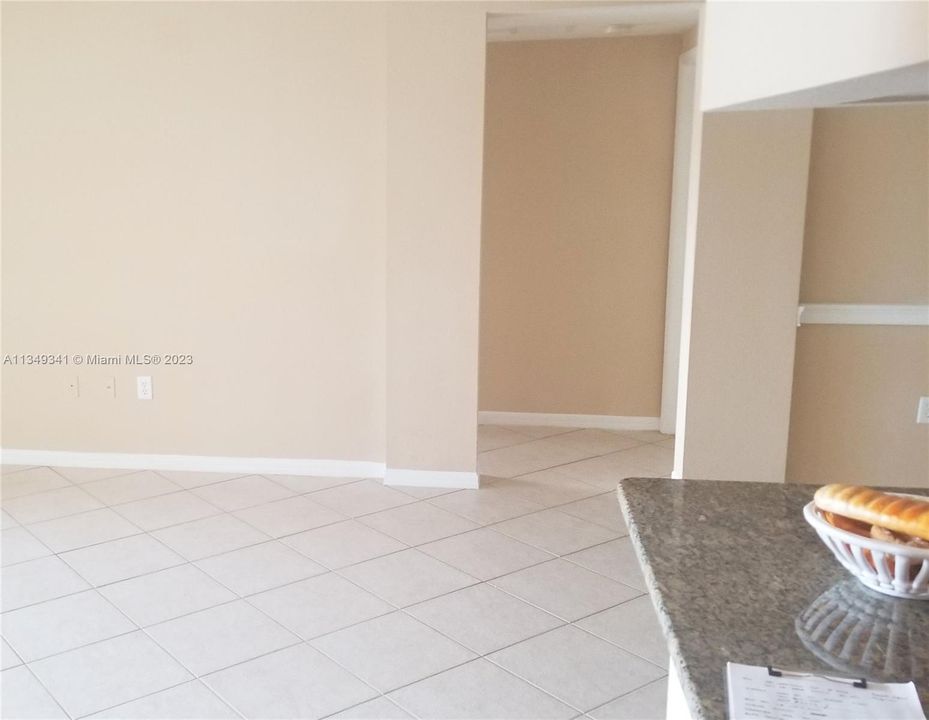 Recently Rented: $2,200 (2 beds, 2 baths, 1058 Square Feet)